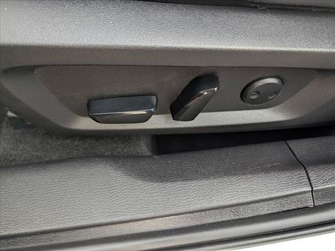 Used 2024 Mitsubishi Outlander SE FWD image 28
