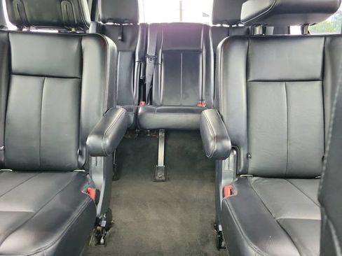 Used 2015 Ford Expedition Limited w/ Equipment Group 301A AWD/4WD image 16