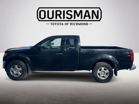 Used 2008 Nissan Frontier SE w/ SE Value Truck Pkg image 7