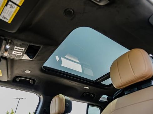 New 2026 Land Rover Defender 110 X AWD/4WD image 5