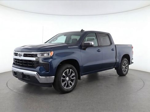 Used 2023 Chevrolet Silverado 1500 LT w/ Protection Package AWD/4WD image 1