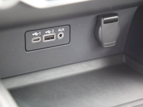 Used 2025 Nissan Altima 2.5 S FWD image 16