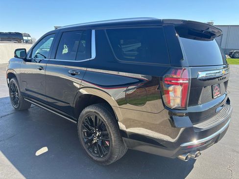 Used 2024 Chevrolet Tahoe Premier w/ Premium Package image 5