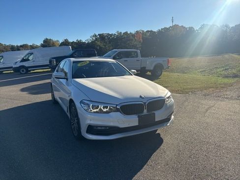 Used 2018 BMW 530i xDrive image 17
