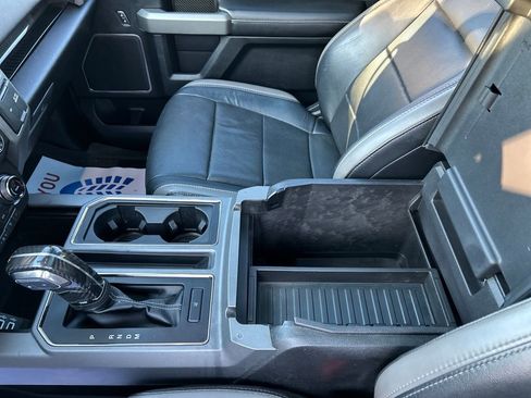 Used 2018 Ford F150 Raptor w/ Equipment Group 802A Luxury image 27