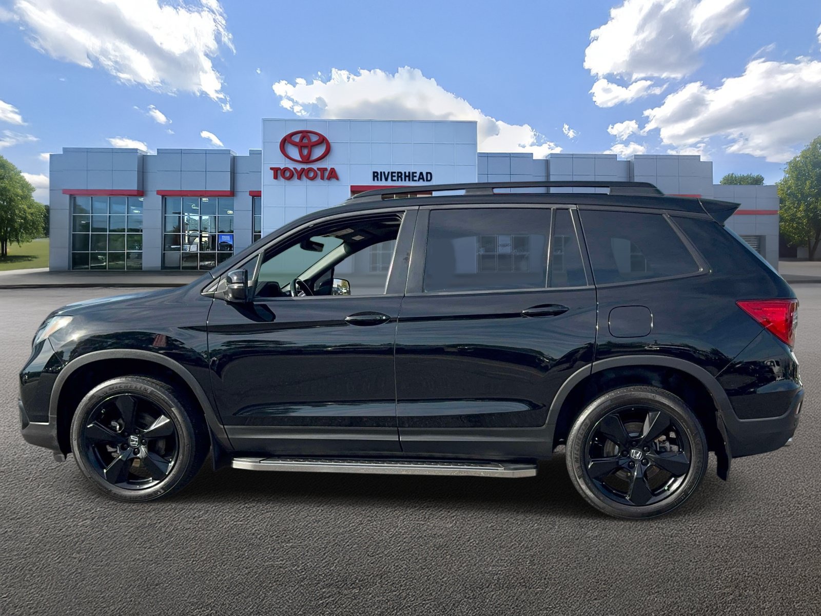 Used 2020 Honda Passport Touring image 4