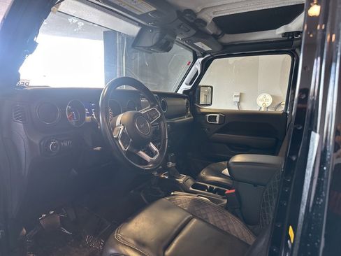 Used 2021 Jeep Wrangler Unlimited Sahara image 11