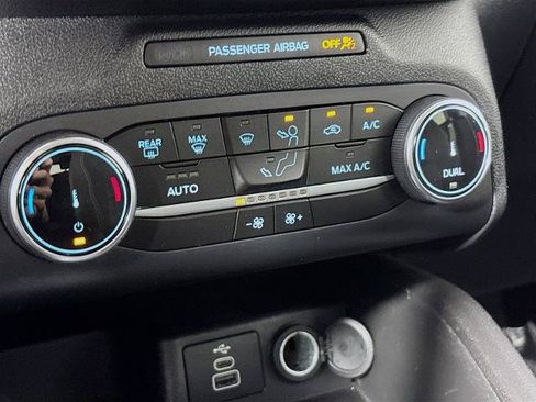 Certified 2025 Ford Escape Active FWD image 15