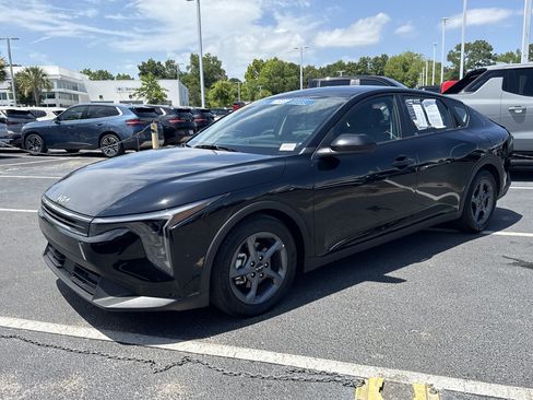 Used 2025 Kia K4 FWD image 5