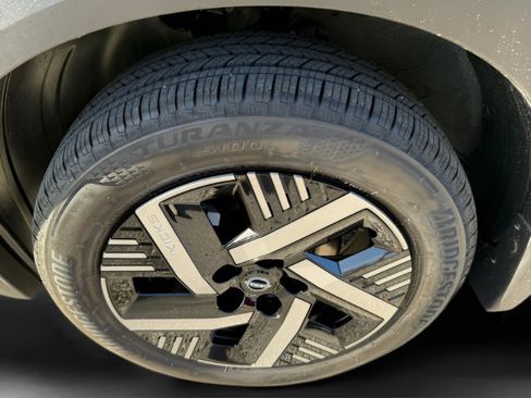 New 2026 Nissan Kicks SV w/ SV Premium Package FWD image 26