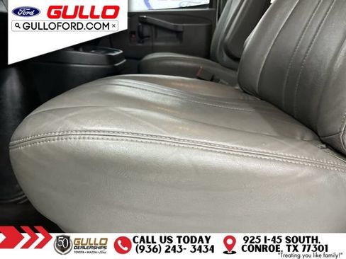Used 2023 Chevrolet Express 3500 LS RWD image 22