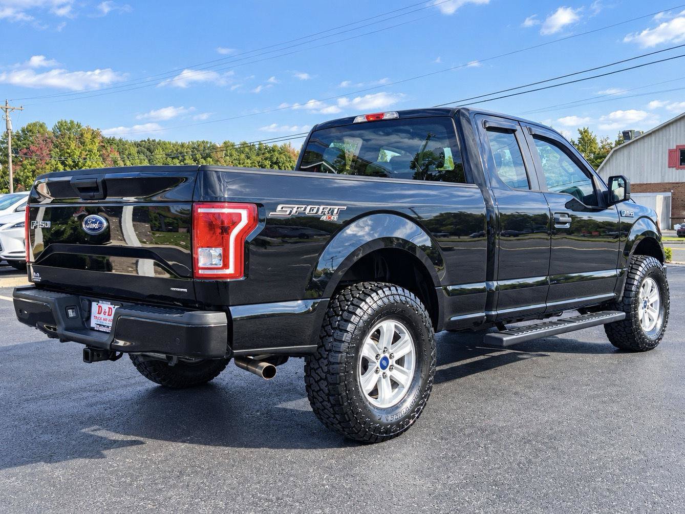 Used 2015 Ford F150 XL w/ Equipment Group 101A Mid AWD/4WD image 2