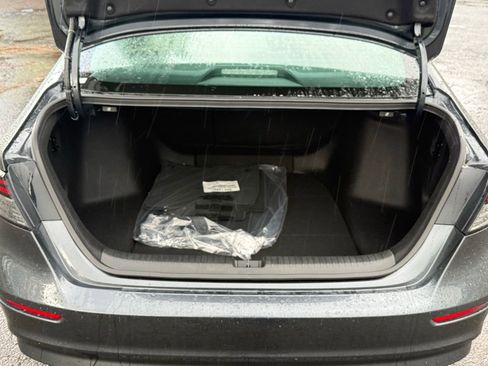 New 2025 Honda Accord SE image 10