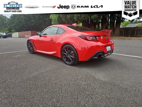 Used 2023 Toyota GR86 Premium w/ ALL Weather Mat Package (TMS) RWD image 4