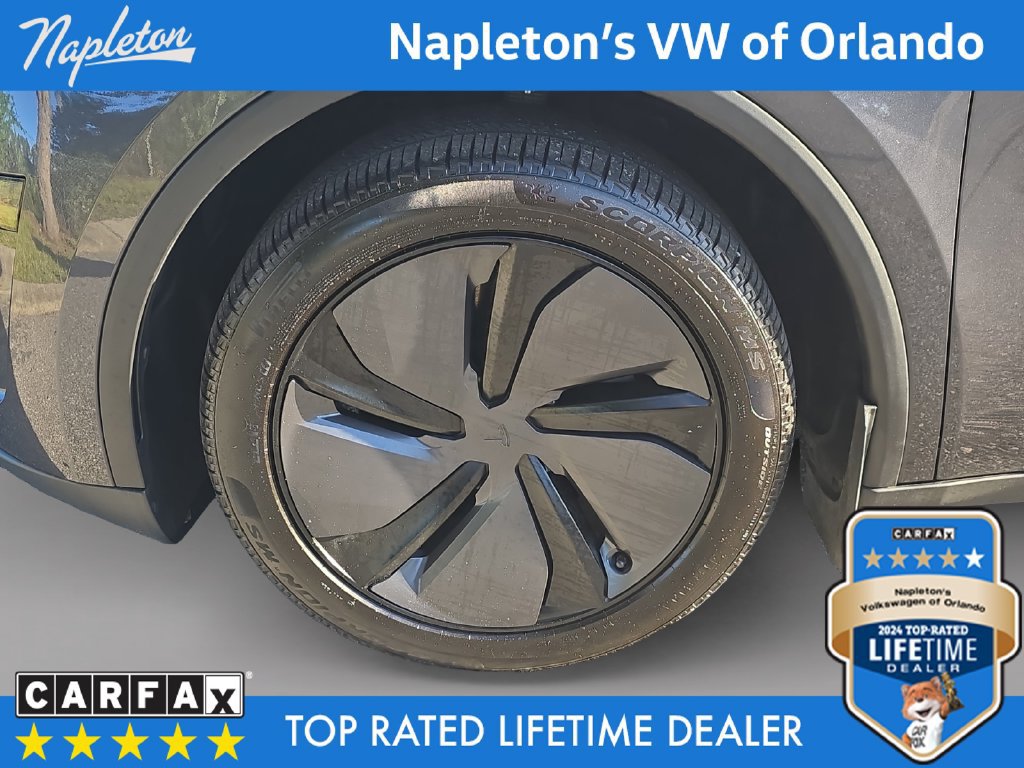 Used 2026 Tesla Model Y 2WD image 26