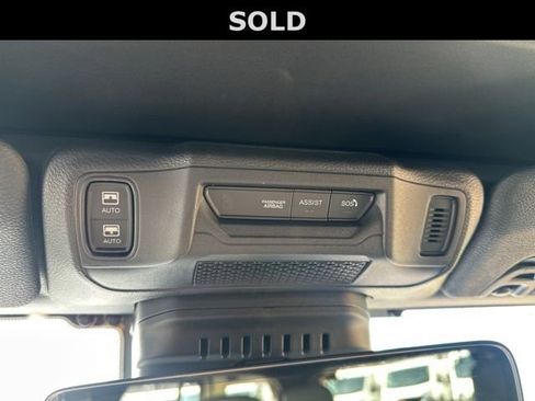 Used 2024 Jeep Wrangler High Altitude AWD/4WD image 17