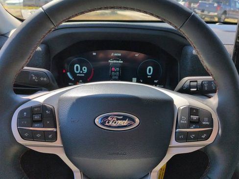 New 2026 Ford Explorer Active w/ Active Comfort Package image 32