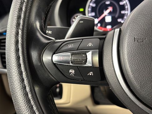 Used 2019 BMW X6 sDrive35i RWD image 18
