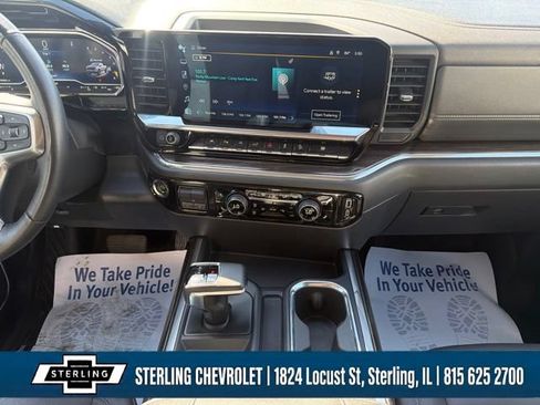 Used 2022 Chevrolet Silverado 1500 LT Trail Boss w/ LT Trail Boss Premium Package AWD/4WD image 22