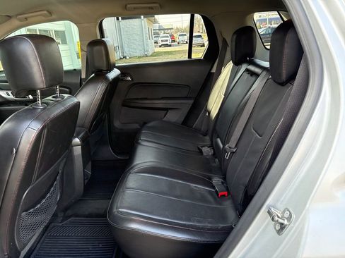 Used 2015 GMC Terrain SLT w/ Chrome Appearance Package image 32