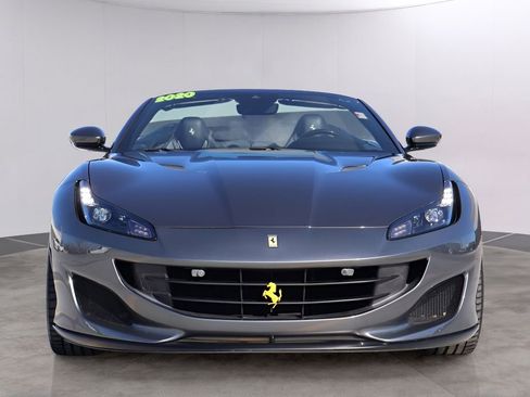 Used 2020 Ferrari Portofino RWD image 2