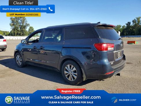 Used 2015 Kia Sedona LX w/ LX Convenience Package FWD image 3
