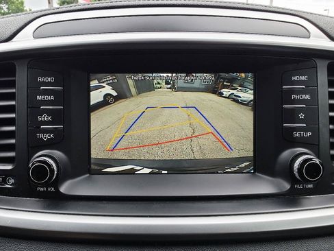 Used 2020 Kia Sorento LX w/ LX I4 Convenience Package FWD image 36