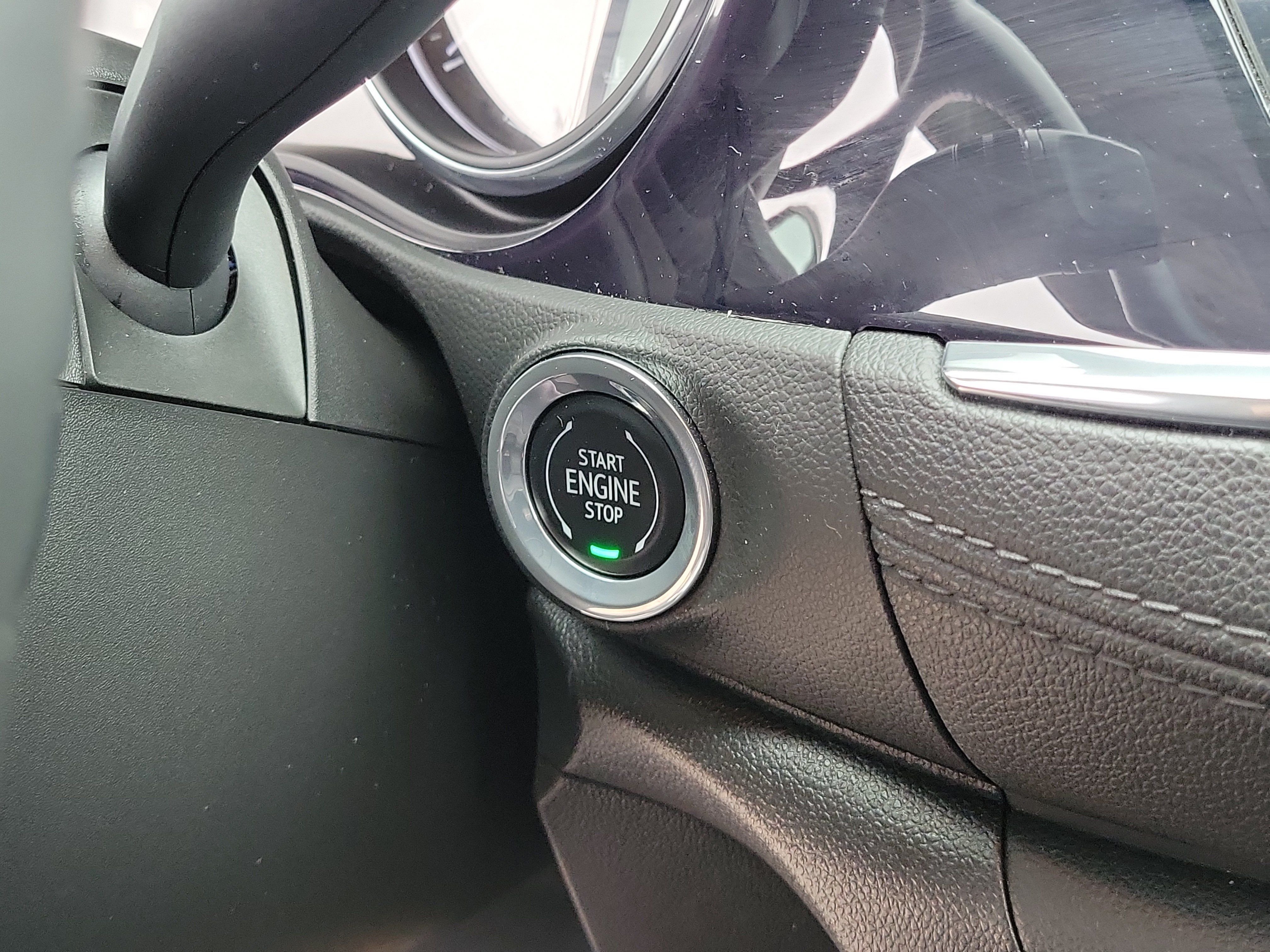 Used 2023 Buick Encore GX Select w/ Sport Touring Package FWD image 29