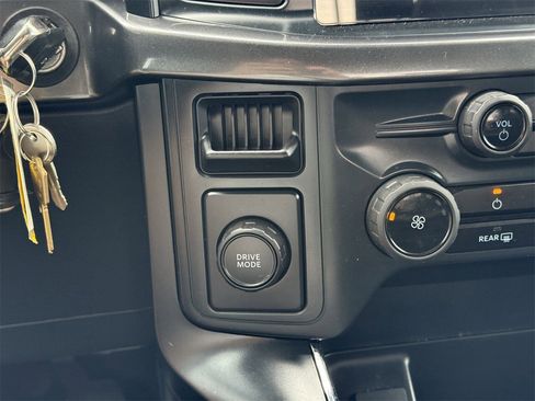 Used 2024 Ford F150 STX image 19