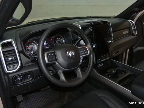 Used 2022 RAM 2500 Big Horn w/ Level C Equiment Group image 10