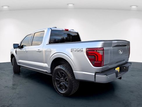 Used 2025 Ford F150 Platinum w/ FX4 Off-Road Package image 4