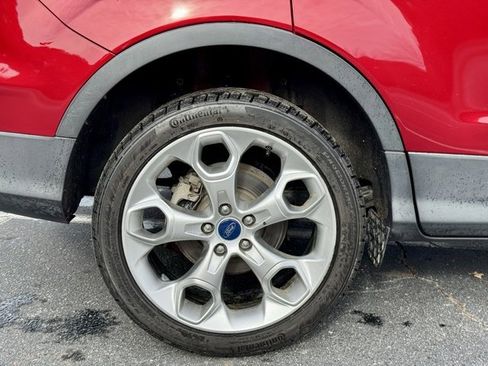 Used 2014 Ford Escape Titanium image 32