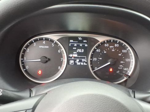 Used 2020 Nissan Kicks S FWD image 19