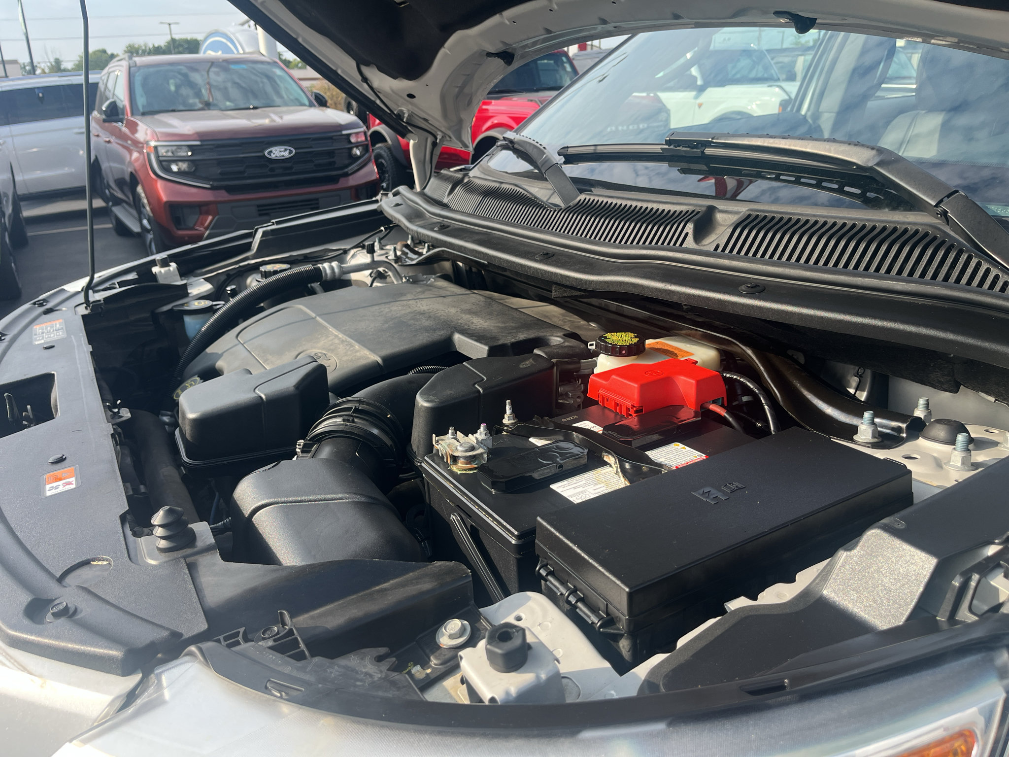Used 2015 Ford Explorer Limited w/ Equipment Group 302A AWD/4WD image 36