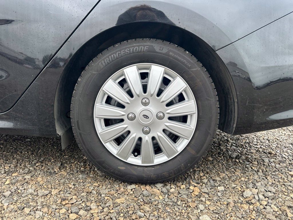 Used 2018 Kia Rio LX FWD image 5