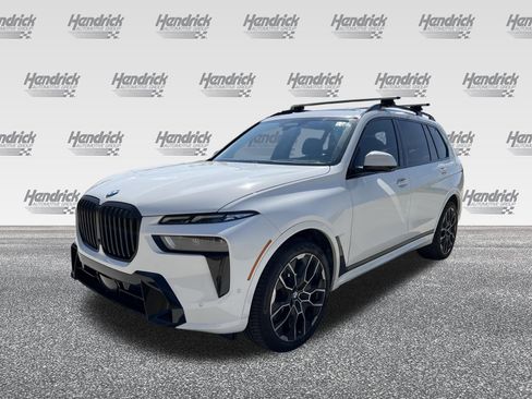 Used 2024 BMW X7 xDrive40i w/ Executive Package AWD/4WD image 6