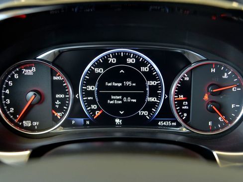 Used 2023 Chevrolet Traverse High Country image 21