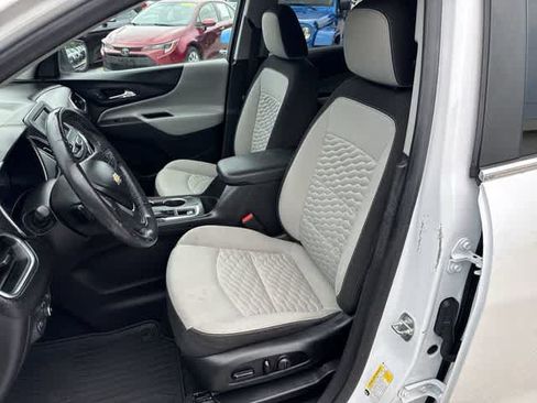 Used 2021 Chevrolet Equinox LT FWD image 14