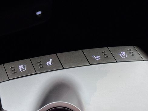 Used 2024 Kia EV6 Wind w/ Wind Technology Package image 5