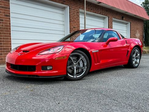 Used 2012 Chevrolet Corvette Grand Sport w/ 2LT Preferred Equipment Group RWD image 2