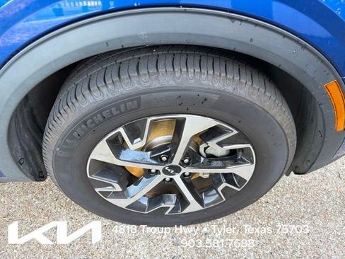 Certified 2024 Kia Sportage EX FWD image 14