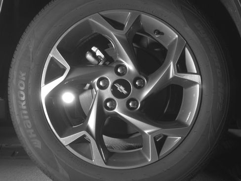 Used 2025 Chevrolet Trax LT image 15