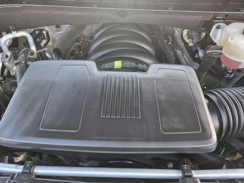 Used 2025 Chevrolet Silverado 1500 LT Trail Boss w/ Convenience Package II AWD/4WD image 24