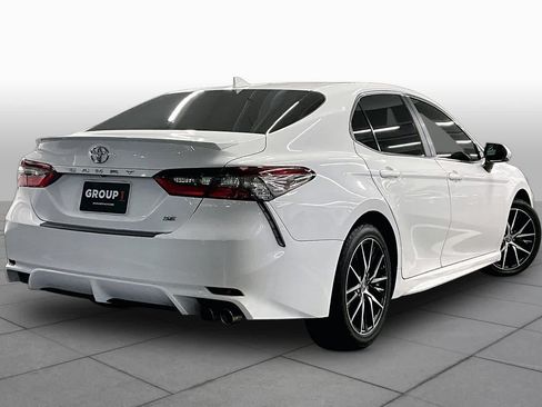 Used 2023 Toyota Camry SE w/ Protection Package (Q2) (TMS) FWD image 13