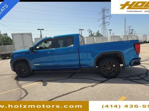 Certified 2022 GMC Sierra 1500 Elevation w/ LPO, Elevation Black Package AWD/4WD image 5