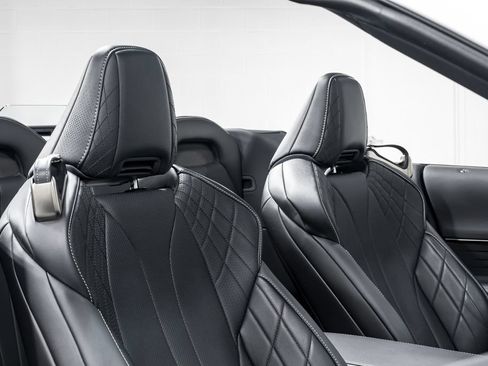 Used 2024 Lexus LC 500 Convertible w/ Touring Package RWD image 30