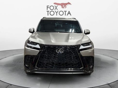 Used 2023 Lexus LX 600 F Sport w/ Accessory Package (Z1) AWD/4WD image 9