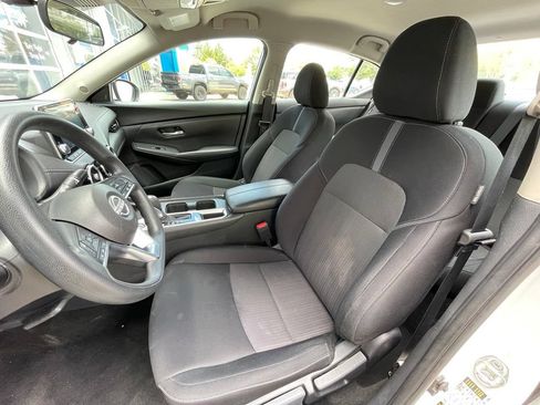 Used 2024 Nissan Sentra SV FWD image 23