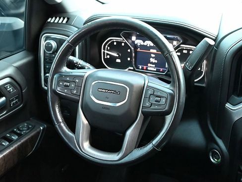 Used 2022 GMC Sierra 2500 Denali w/ Denali Ultimate Package image 15