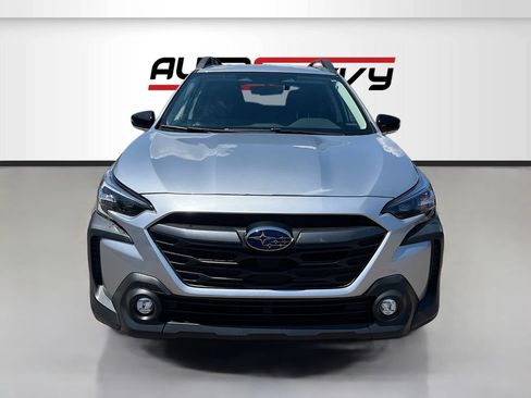 Used 2025 Subaru Outback Limited XT w/ Tech Package 2 AWD/4WD image 2